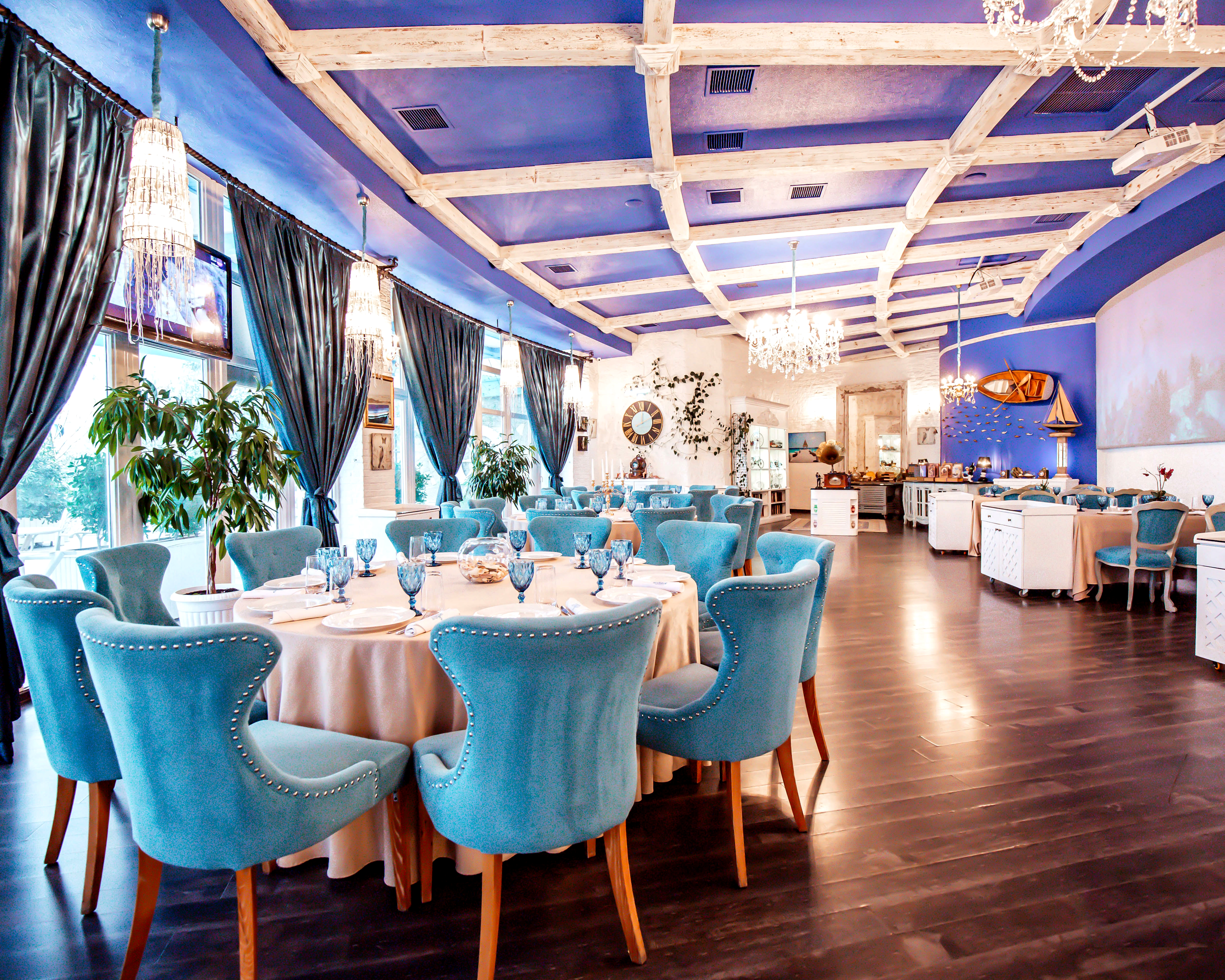 Bar in Duba